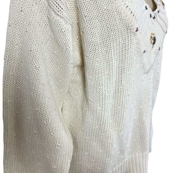 Van Heusen Womens Hand Embroidered Vintage Pointelle Chunky Knit Sweater sz S - Picture 3 of 16